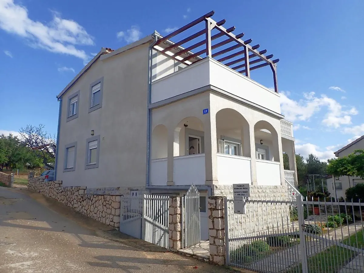 Apartman Ana - Experience Beach And Mountain Holiday Maslenica Apartment
