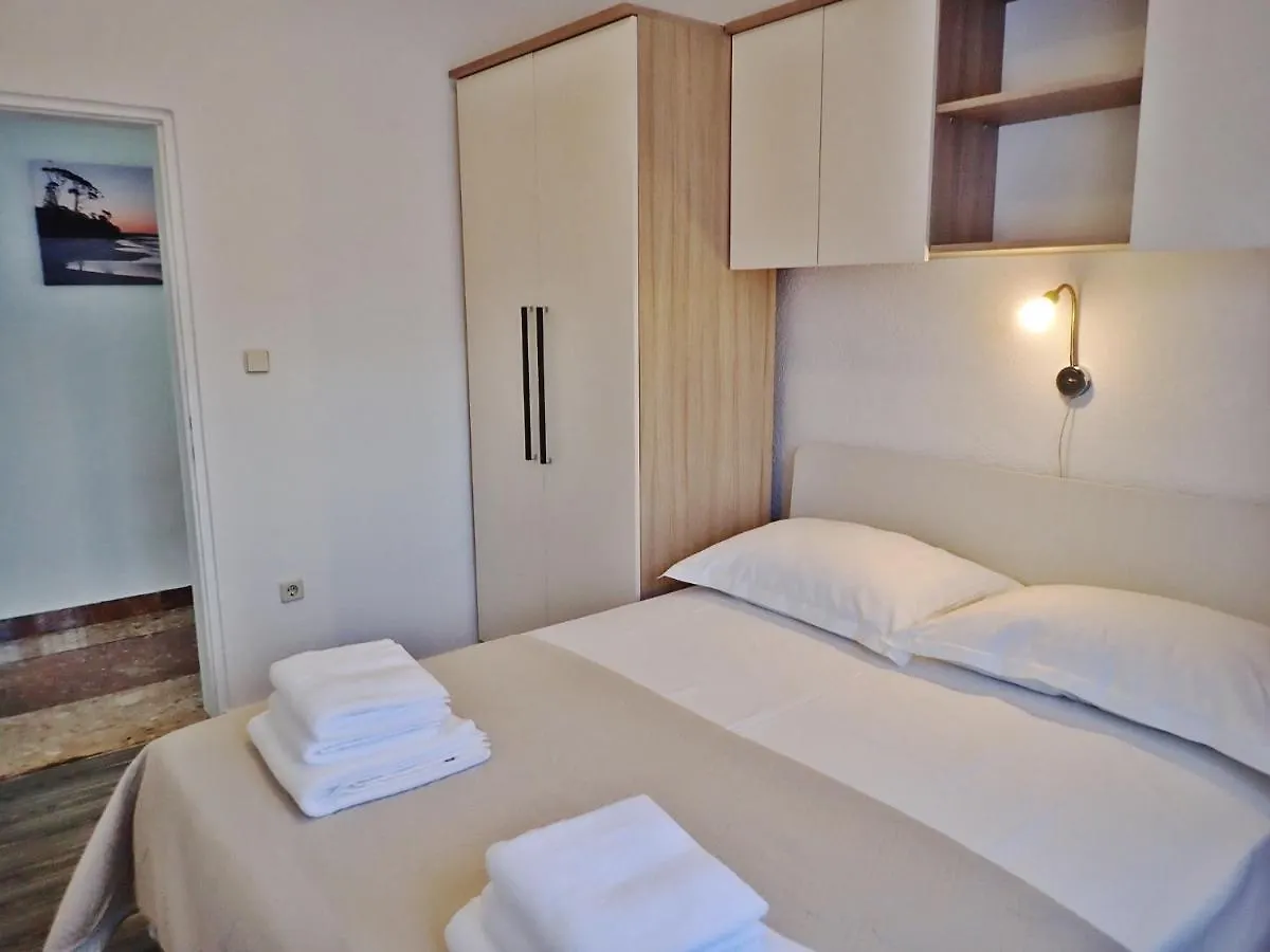 Apartman Ana - Experience Beach And Mountain Holiday Maslenica