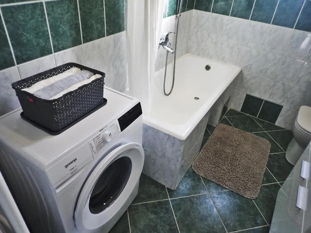 Apartman Ana - Experience Beach And Mountain Holiday Maslenica