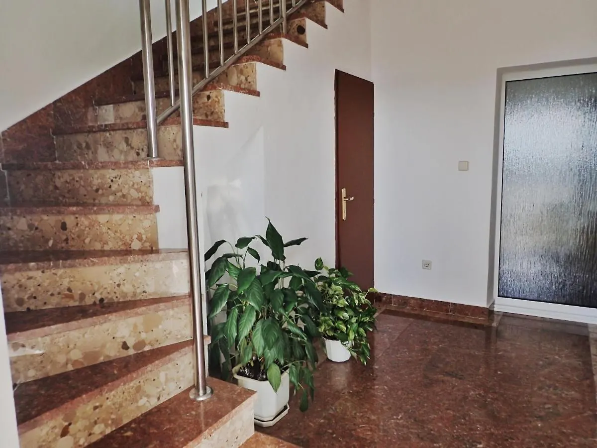Apartman Ana - Experience Beach And Mountain Holiday Maslenica 0*,  Croatia